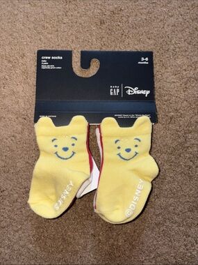 Disney Yellow Winnie the Pooh Baby Crew Socks